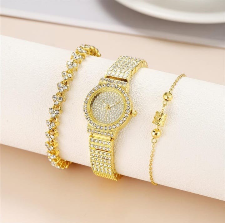 Luxury Diamond Ladies Bracelet Watch - 3-Piece Gift Set